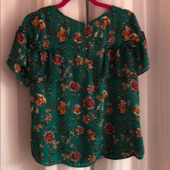 Green floral ruffle sleeve blouse LAST CALL - Picture 4 of 5